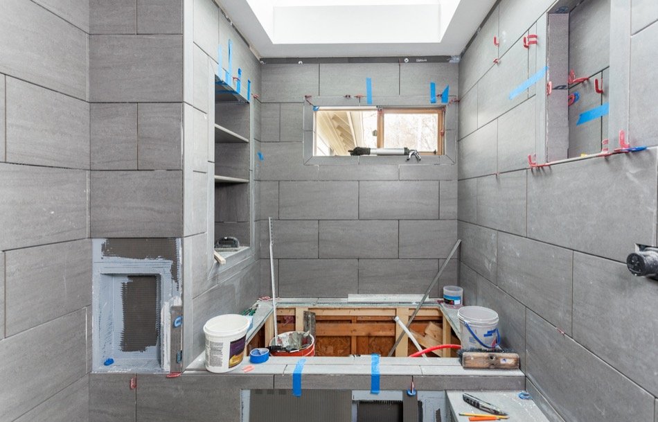 Remodeling a bathroom may help your home sell faster, but at what cost? Here are some bathroom remodeling projects offering a high-ROI.